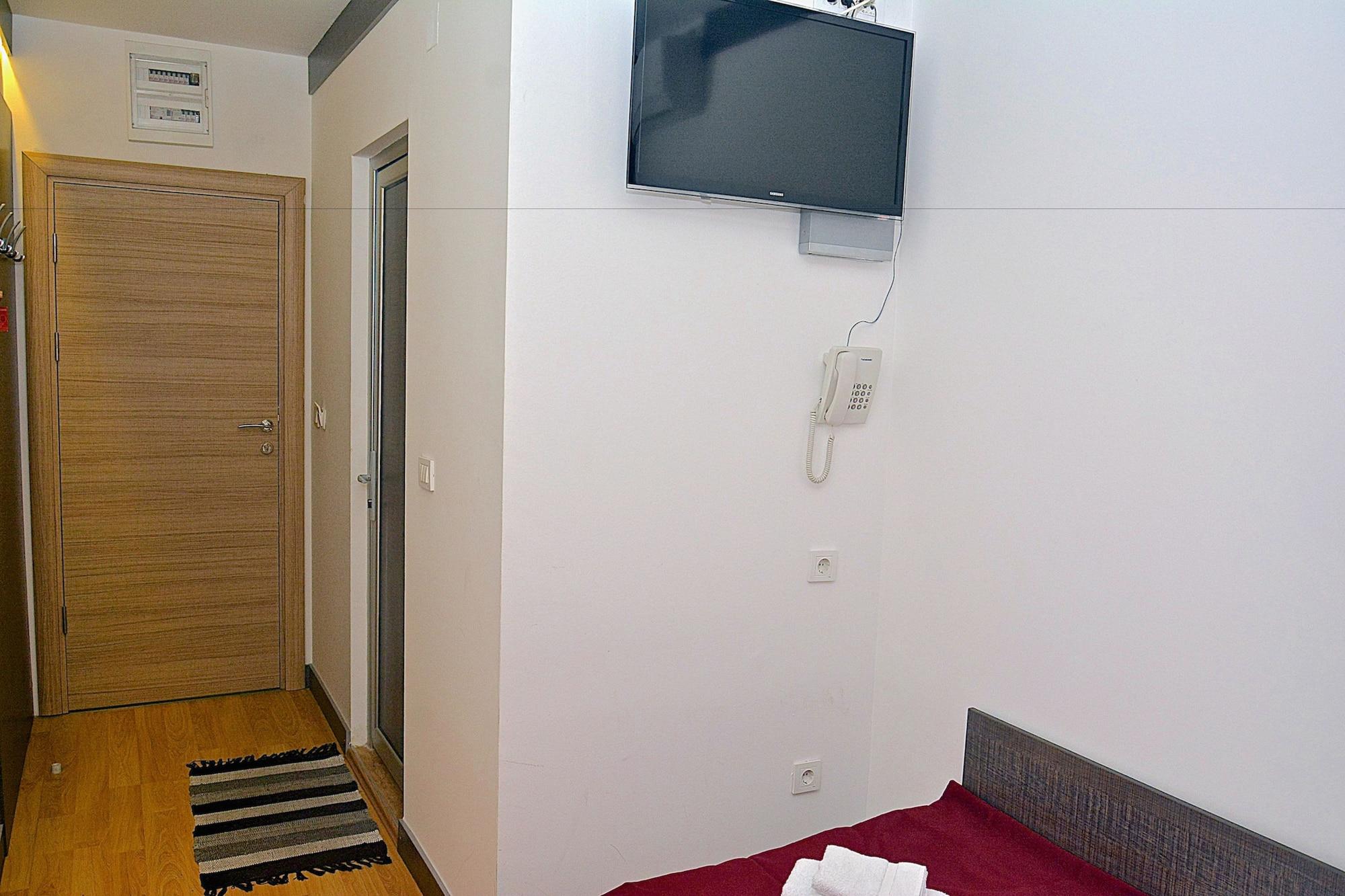 Hotel De Koka Skopje Exteriör bild