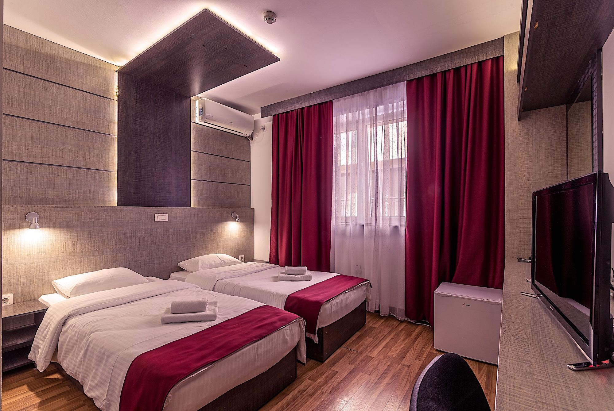 Hotel De Koka Skopje Exteriör bild